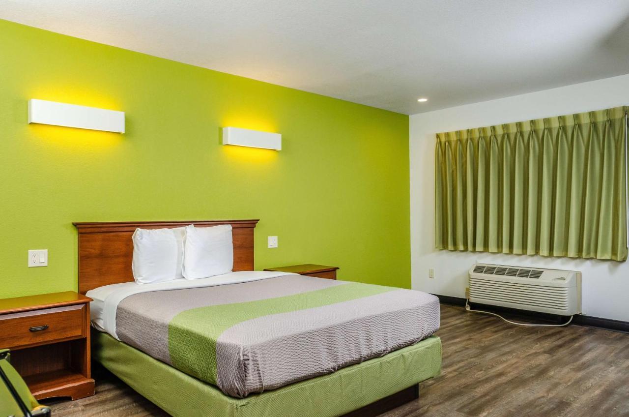 Motel 6 Oakdale, Ca Экстерьер фото