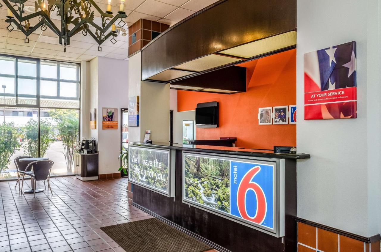 Motel 6 Oakdale, Ca Экстерьер фото