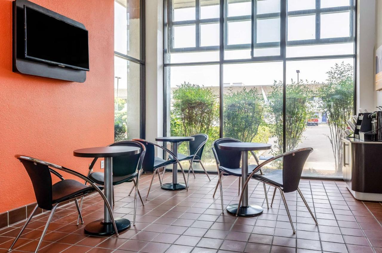 Motel 6 Oakdale, Ca Экстерьер фото