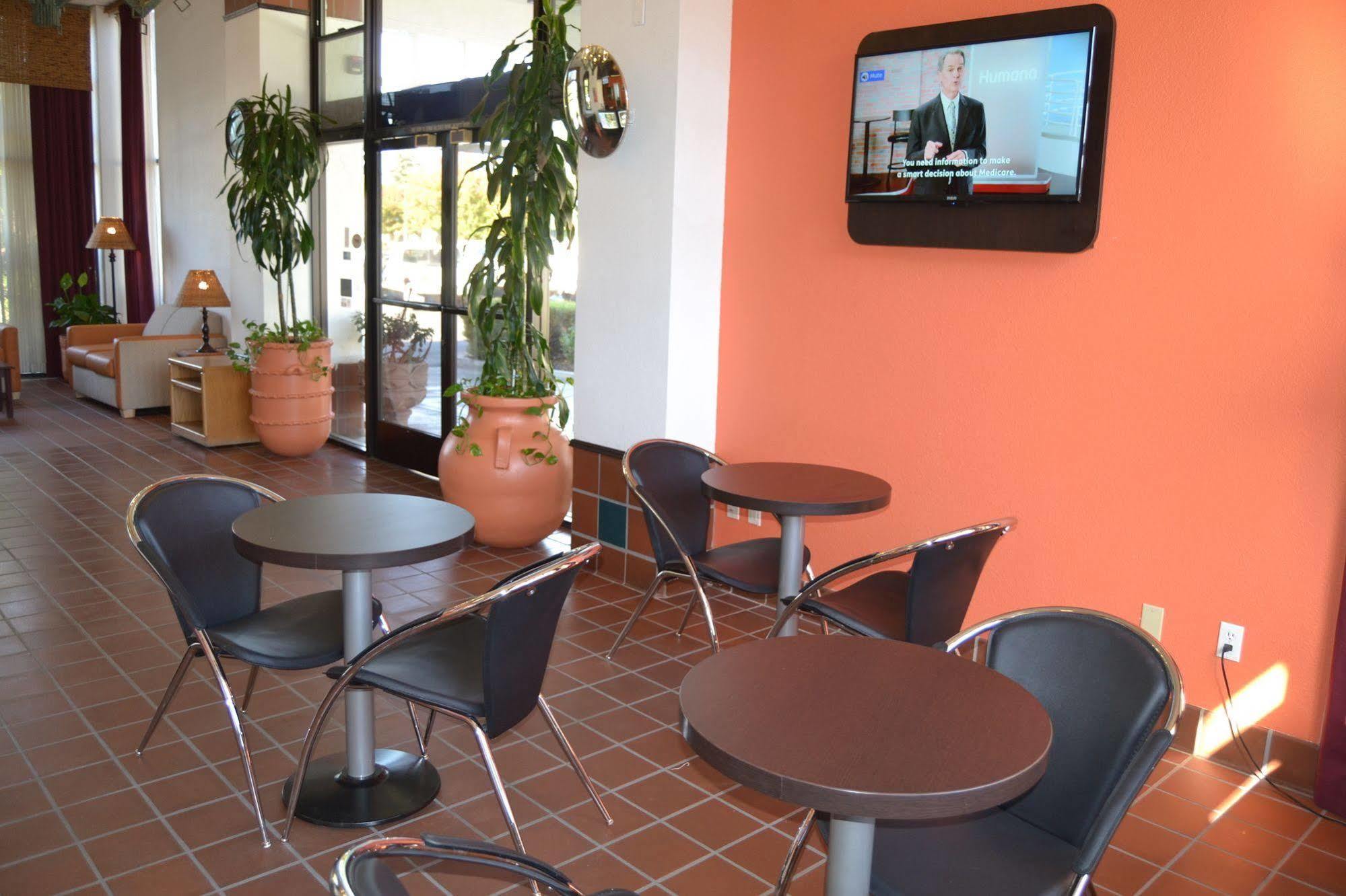 Motel 6 Oakdale, Ca Экстерьер фото