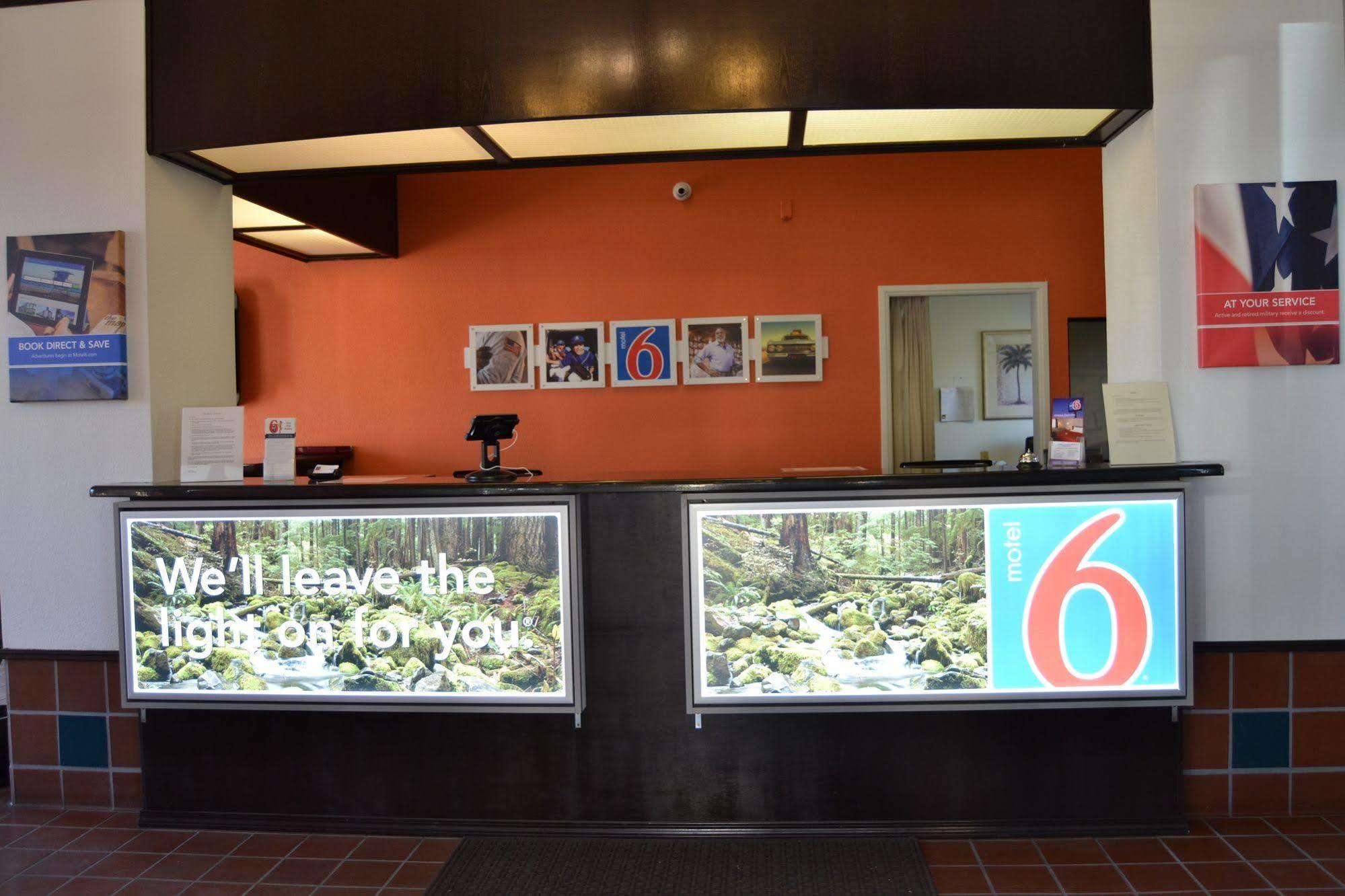 Motel 6 Oakdale, Ca Экстерьер фото