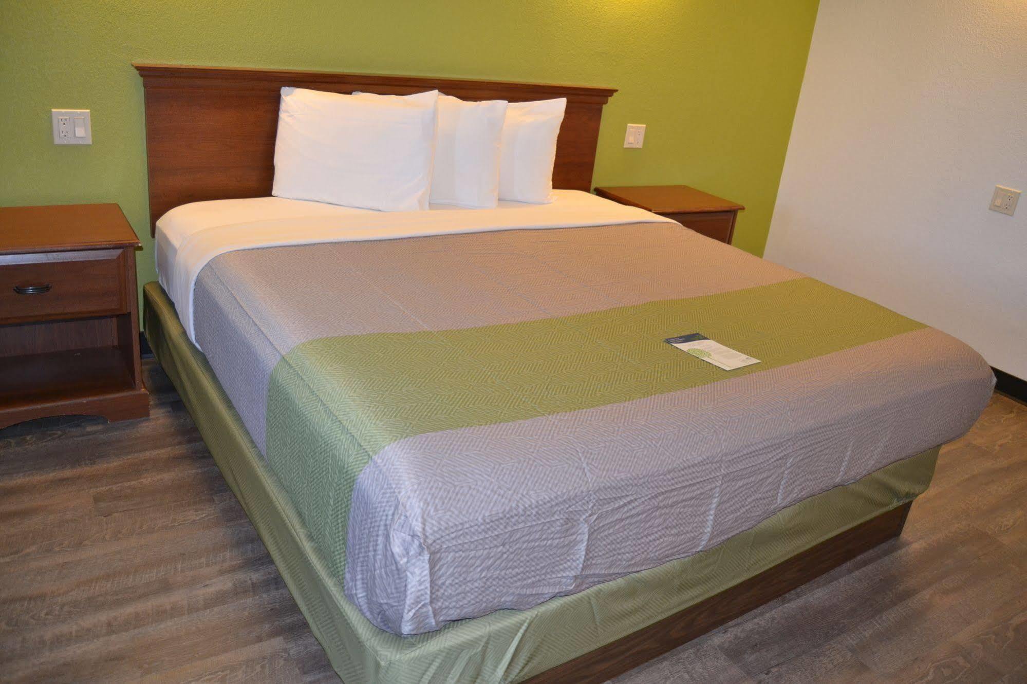 Motel 6 Oakdale, Ca Экстерьер фото