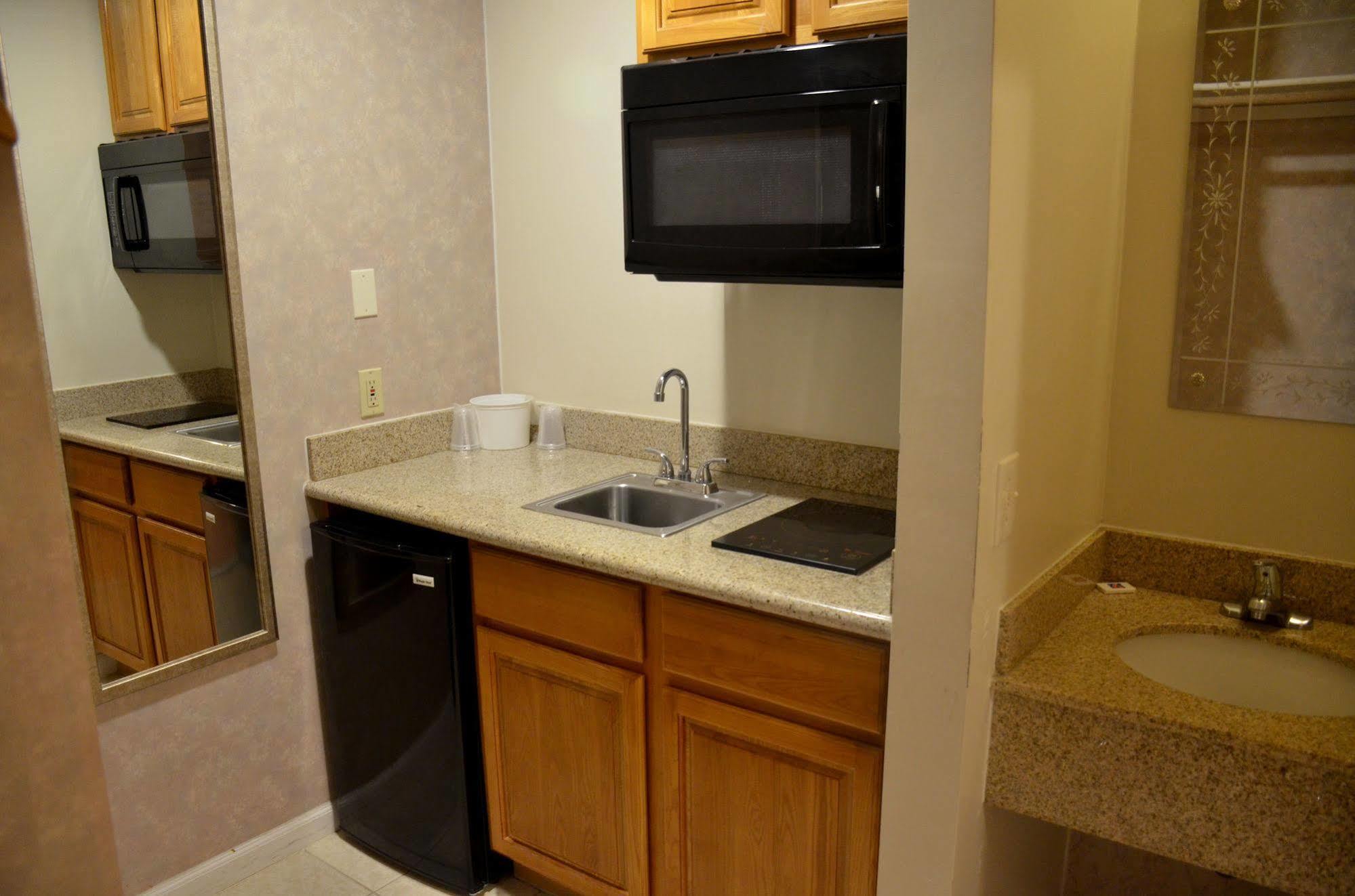 Motel 6 Oakdale, Ca Экстерьер фото